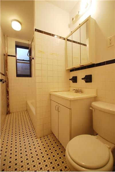 Building Photo - 381 Central Park West