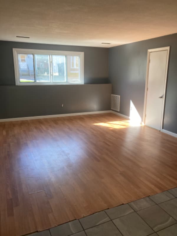 Foto del edificio - 54 Daniel Ave