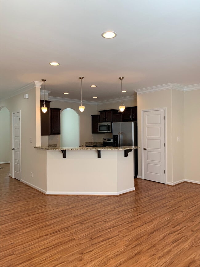 Building Photo - 155 Rowse Dr
