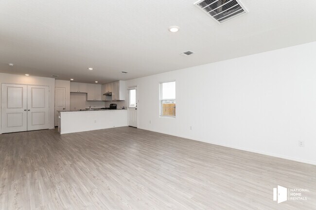 Building Photo - 6634 Willow Lndg