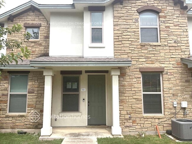Building Photo - 179 Holly St