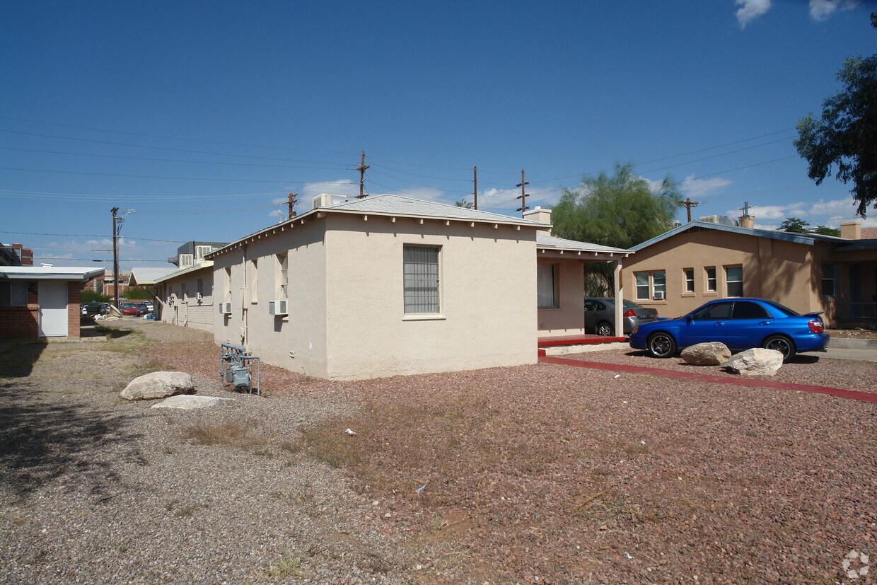 Foto del edificio - 1215 E 7th St