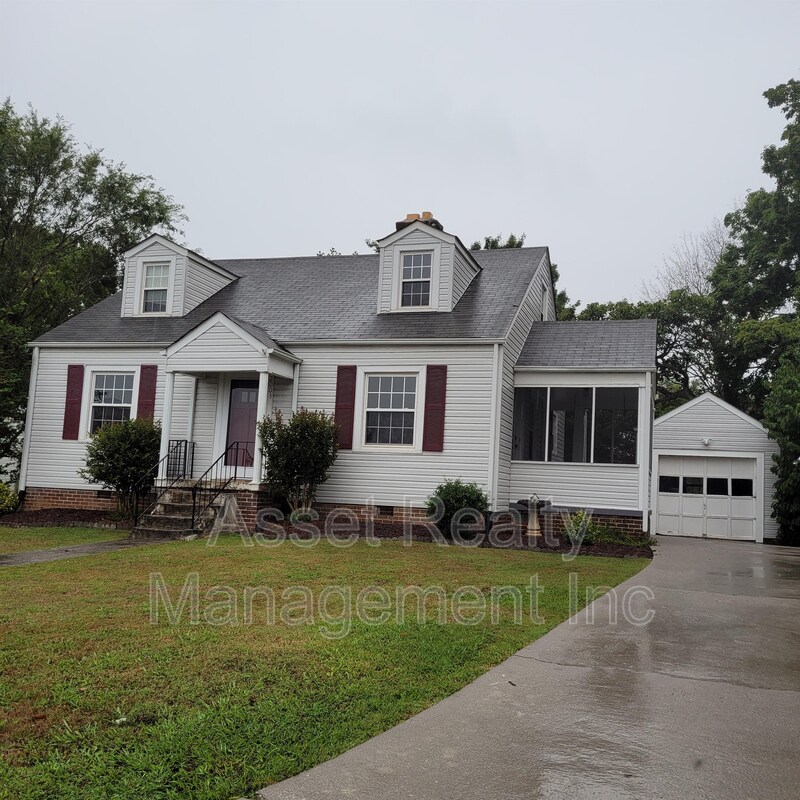 2003 Crest Rd, Maryville, TN 37804 House Rental in Maryville, TN