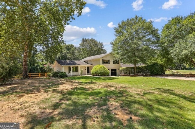 Photo - 190 Thompson Pl House