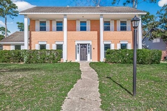 Building Photo - 6210 Rippling Hollow Dr