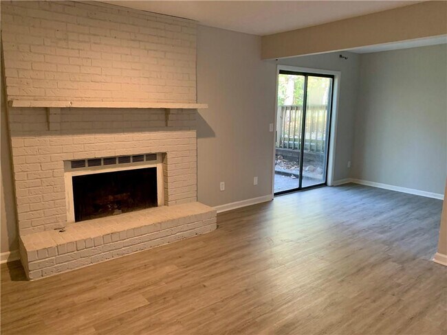 Foto del edificio - 1501 Barnes Mill Rd