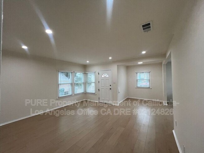 Foto del edificio - 10306 Buford Ave