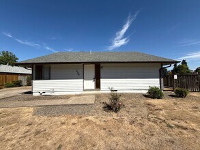 Building Photo - 1509 NW Terracegreen Pl