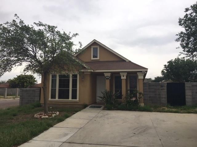 Building Photo - 3702 Sereno Dr