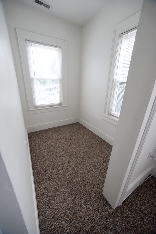 Office - 80 Walnut St