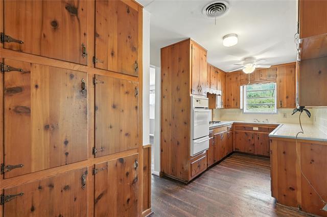 Foto del edificio - 1502 Westcrest Dr