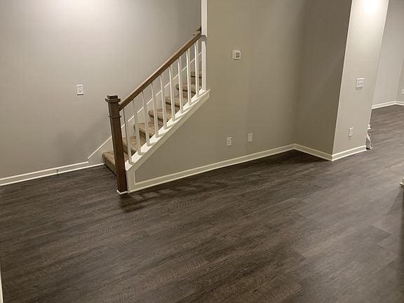 Building Photo - 4122 Saddlecreek Way