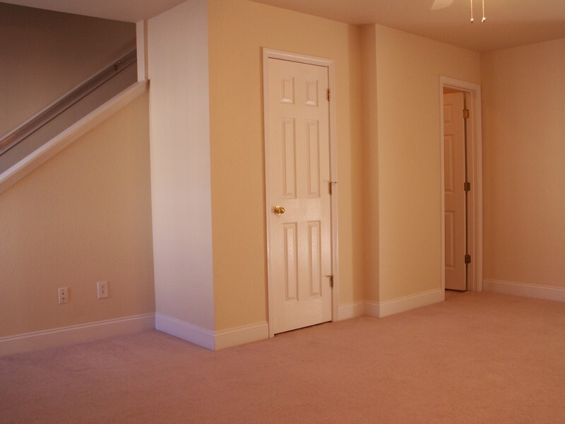 Foto principal - 120 Cardinal Ct