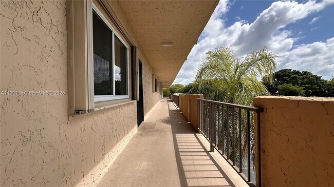 Foto del edificio - 8401 SW 107th Ave