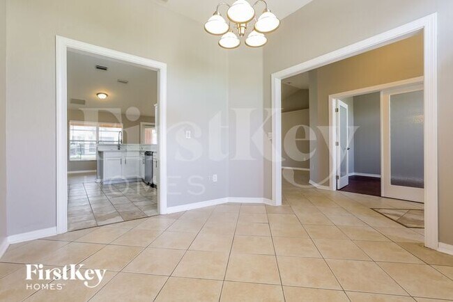 Foto del edificio - 3811 Trenton Ln