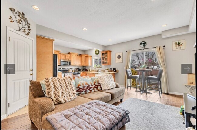 Foto del edificio - 260 E Ailee Ln
