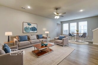 Building Photo - 4108 Tobin Dr