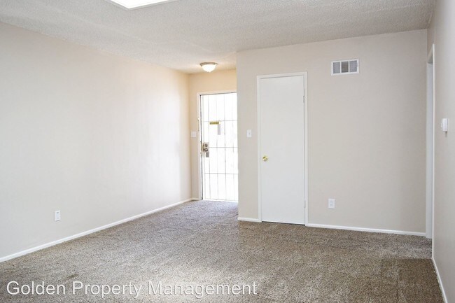Building Photo - 3 br, 2 bath House - 5672 Waring Rd.