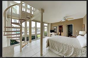 Building Photo - 803 River Point Dr