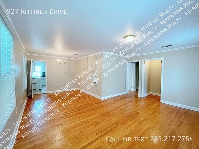 Building Photo - 927 Rittiner Dr