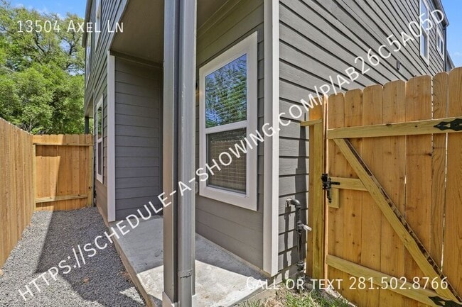 Building Photo - 13504 Axel Ln