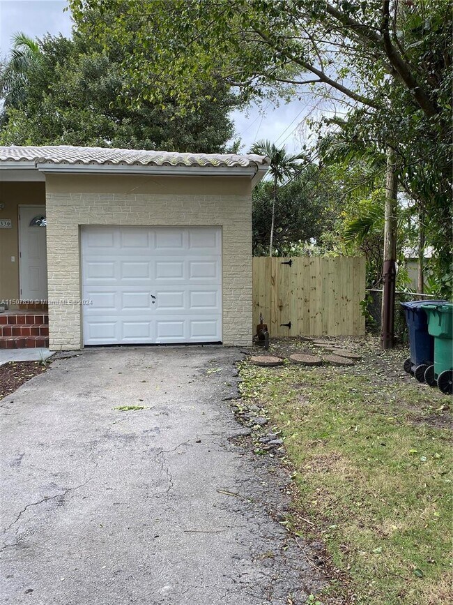 Foto del edificio - 3330 SW 62nd Ave