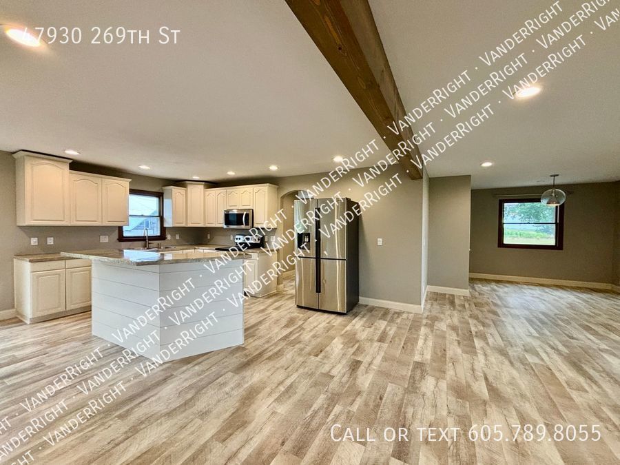 Foto principal - 47930 269th St