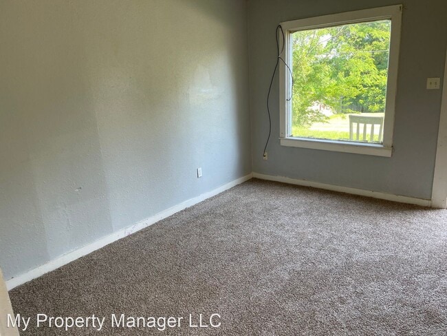 Building Photo - 2 br, 1 bath House - 2831 Logan Street