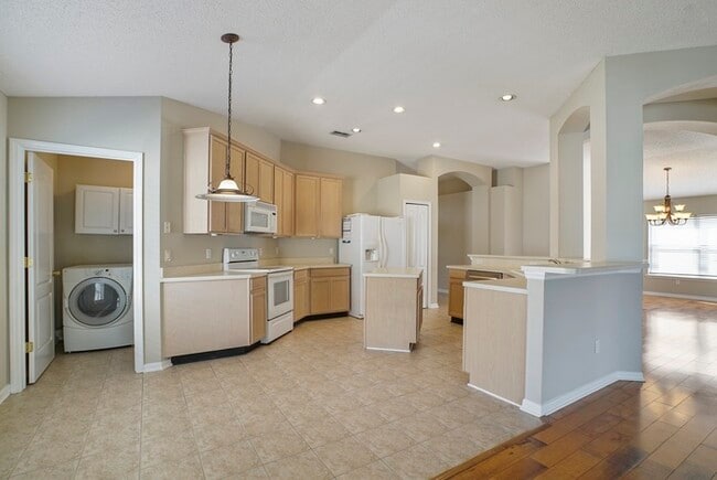 Building Photo - 236 Sterling Hill Dr