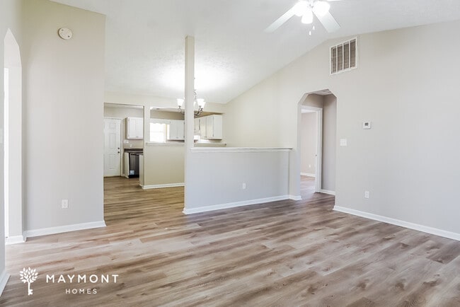 Foto del edificio - 786 Lannie Bonner Cir