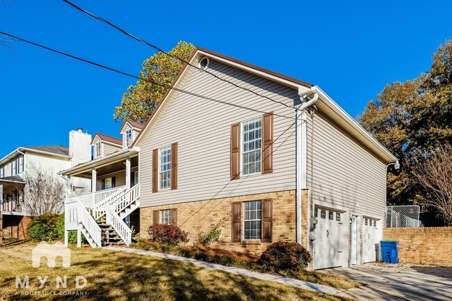 Building Photo - 1520 Hill Spun Rd