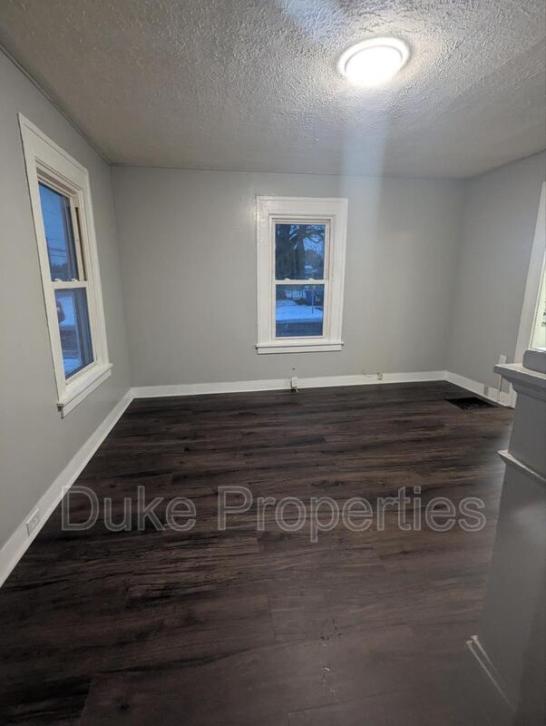 Foto del edificio - 431 W State St