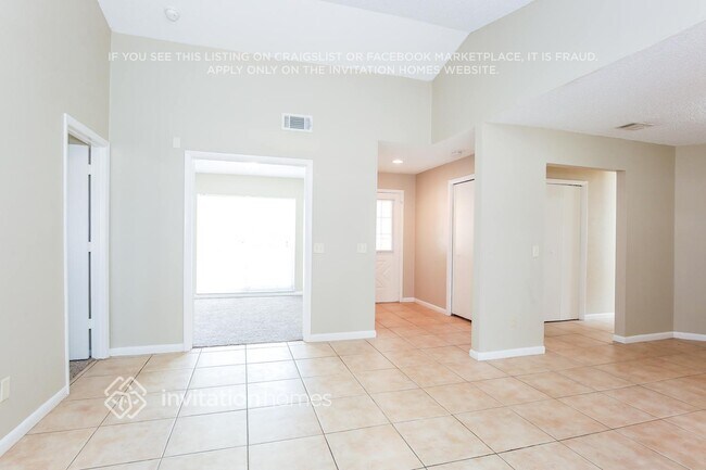 Building Photo - 821 Sunridge Point Dr