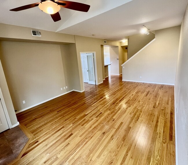 Building Photo - 6502 Silver Mesa Dr