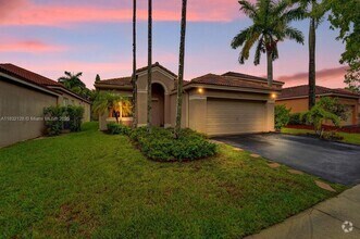 Building Photo - 930 Bluewood Terrace