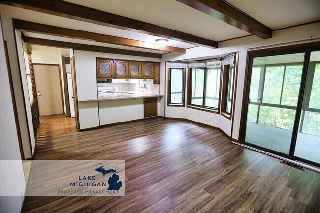 Foto del edificio - 4833 Stauffer Ave SE