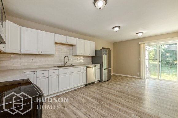 Building Photo - AVAILABLE NOW! - 2195 Reeves Rd NE, Warren...