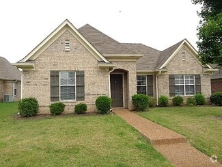 Building Photo - 1110 E Cortona Cir