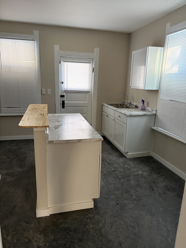 Foto del edificio - 1522 N 30th St