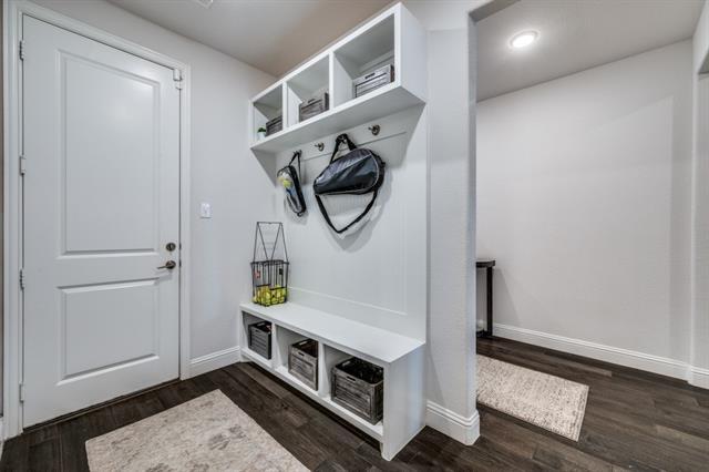Foto del edificio - 3005 Barefoot Ln