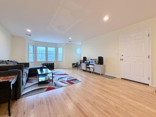 Foto del edificio - 378 7th St