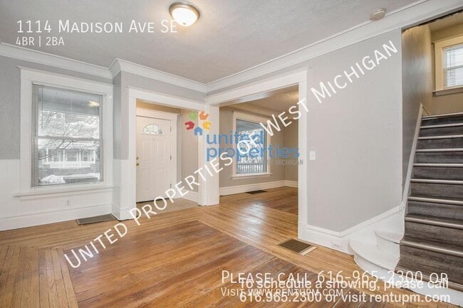 Foto del edificio - Available Now | 4 Bedroom, 2 Bathroom Sing...