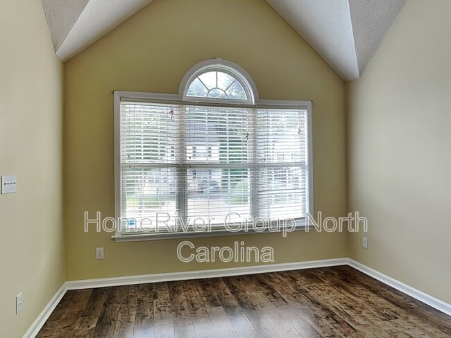 Building Photo - 1618 Crag Burn Ln