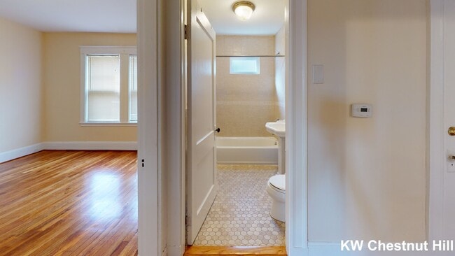 Photo - 21 Frawley St Apartment