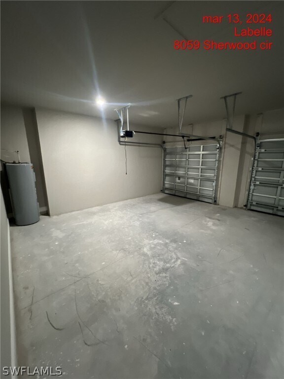 Foto del edificio - 8059 Sherwood Cir