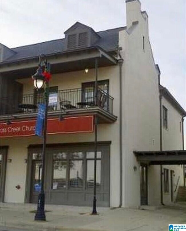 Building Photo - 2301 Grand Ave