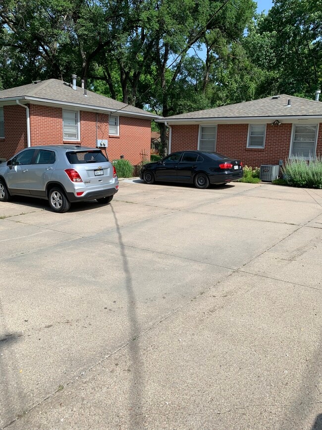 Building Photo - 4107 F St