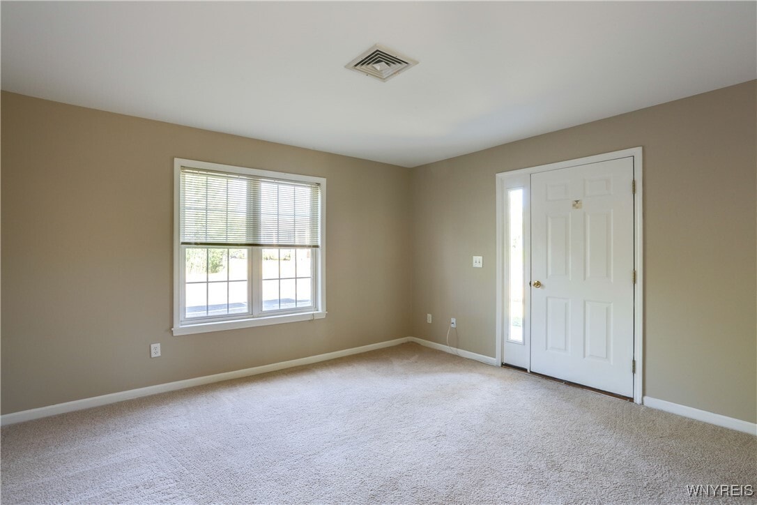 Building Photo - 25 Stonington Ln