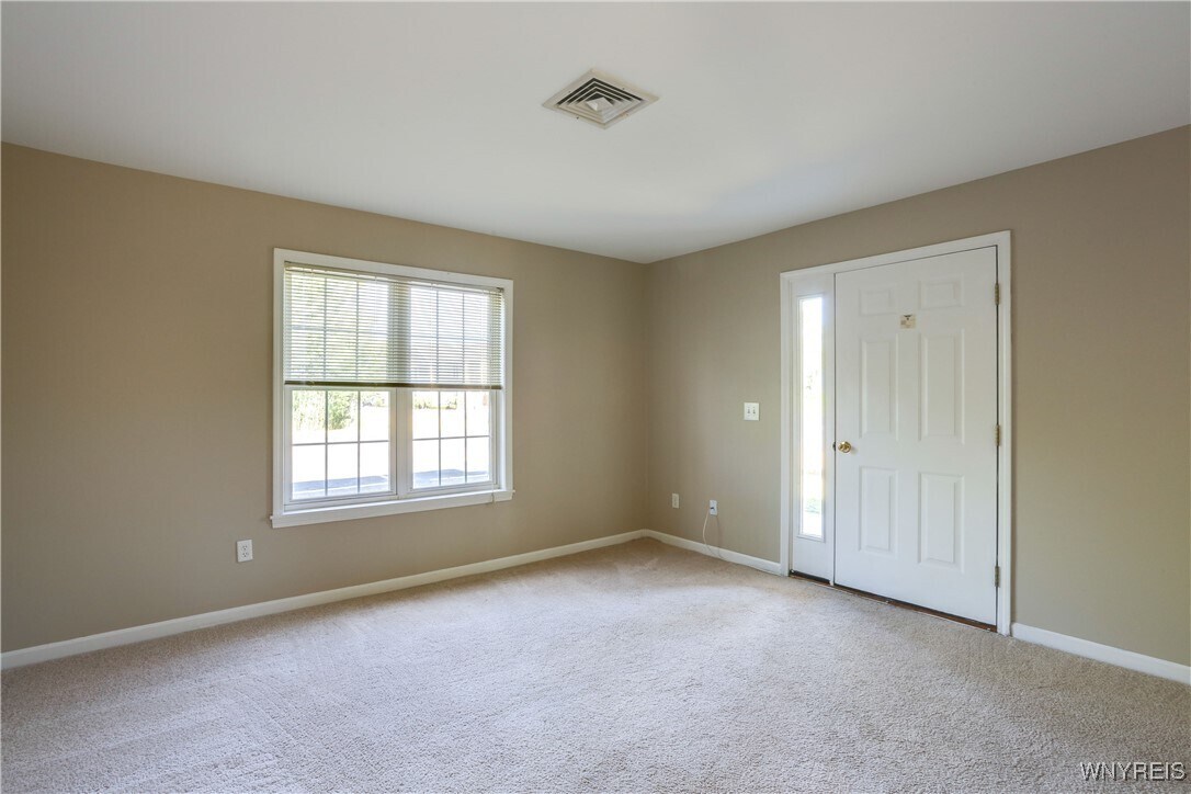 Foto del edificio - 25 Stonington Ln