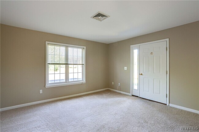 Foto del edificio - 2 Stonington Ln